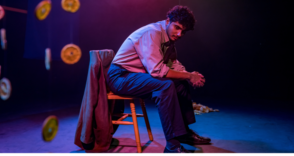 Bilal Hasna en Por un palestino en el Camden People's Theatre